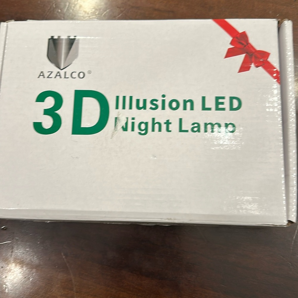 3D illusion LED Night Lamp New in Box